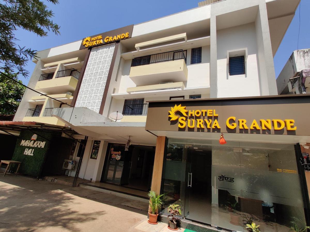 Hotel Surya Grande Kudal  Экстерьер фото